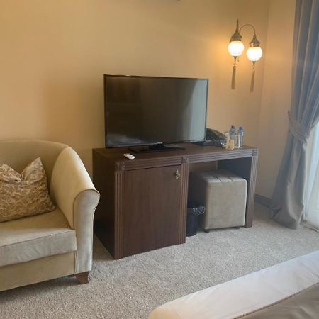 סבילנגראד Sahara Hotel מראה חיצוני תמונה