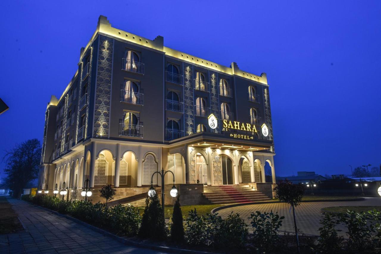 סבילנגראד Sahara Hotel מראה חיצוני תמונה