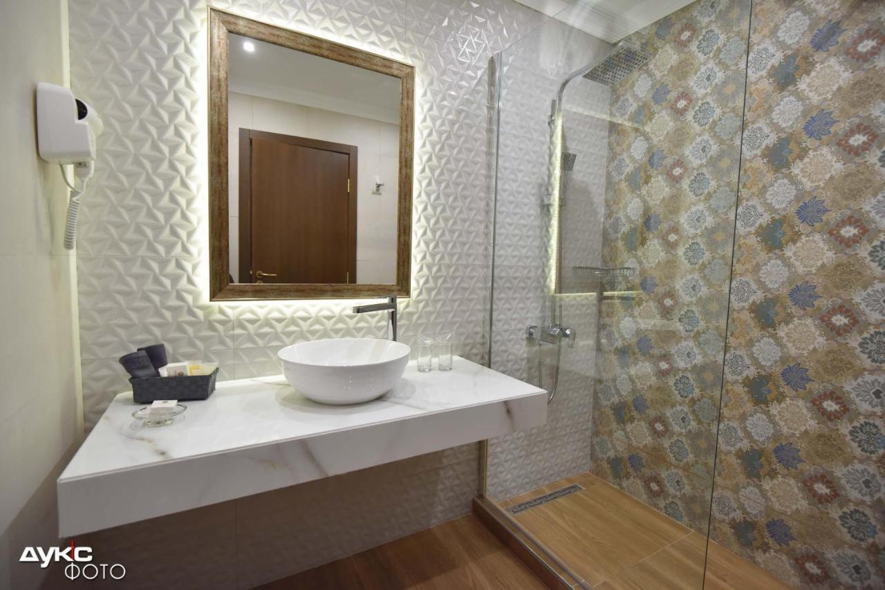 סבילנגראד Sahara Hotel מראה חיצוני תמונה