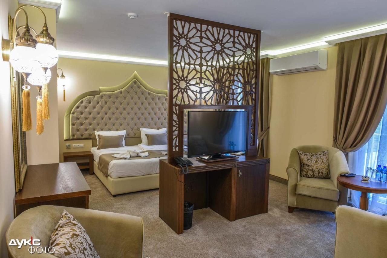 סבילנגראד Sahara Hotel מראה חיצוני תמונה